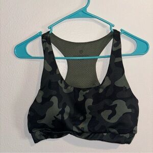 Colosseum Camo Sports Bra/Leggings Set M